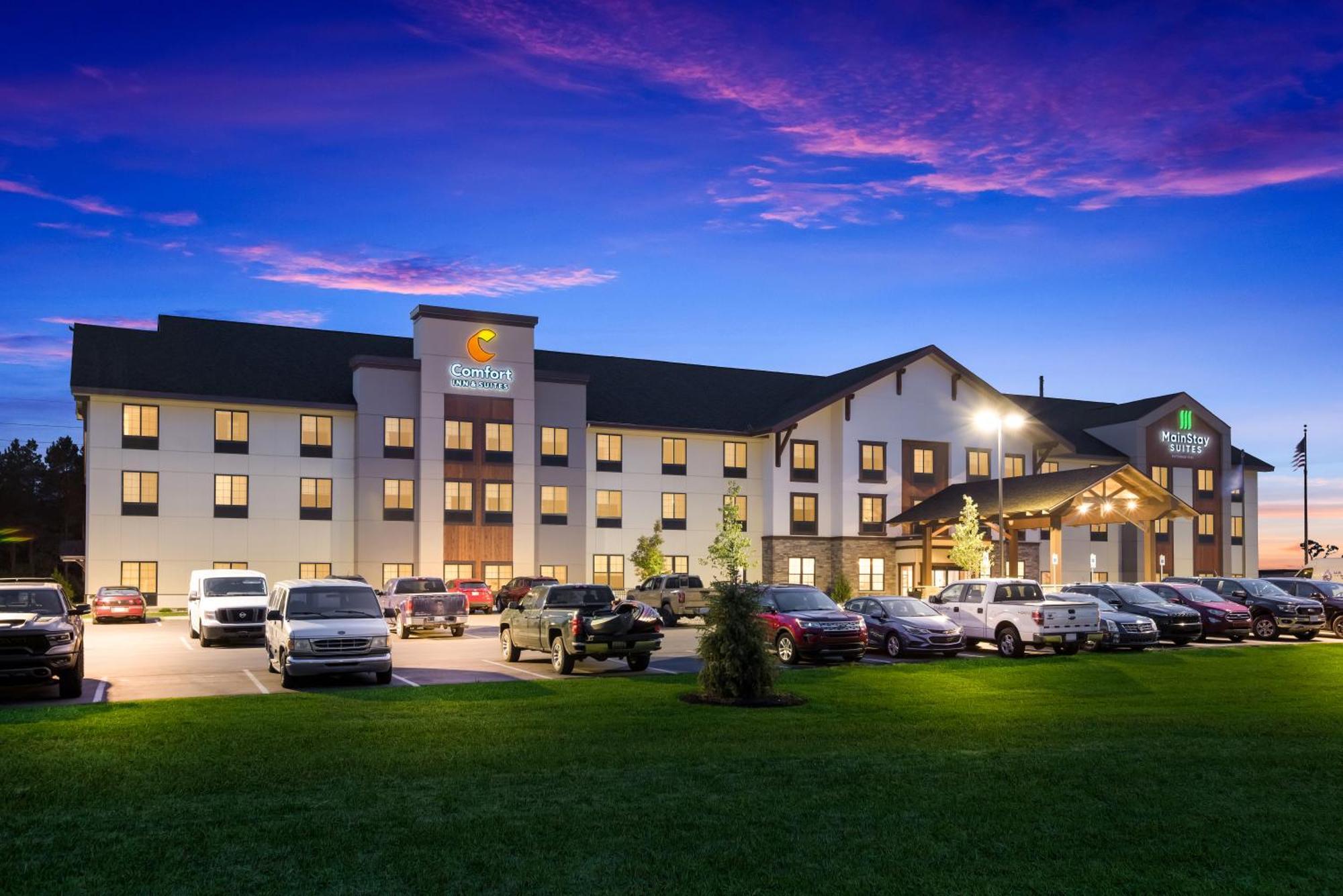 Comfort Inn & Suites 盖洛德 外观 照片