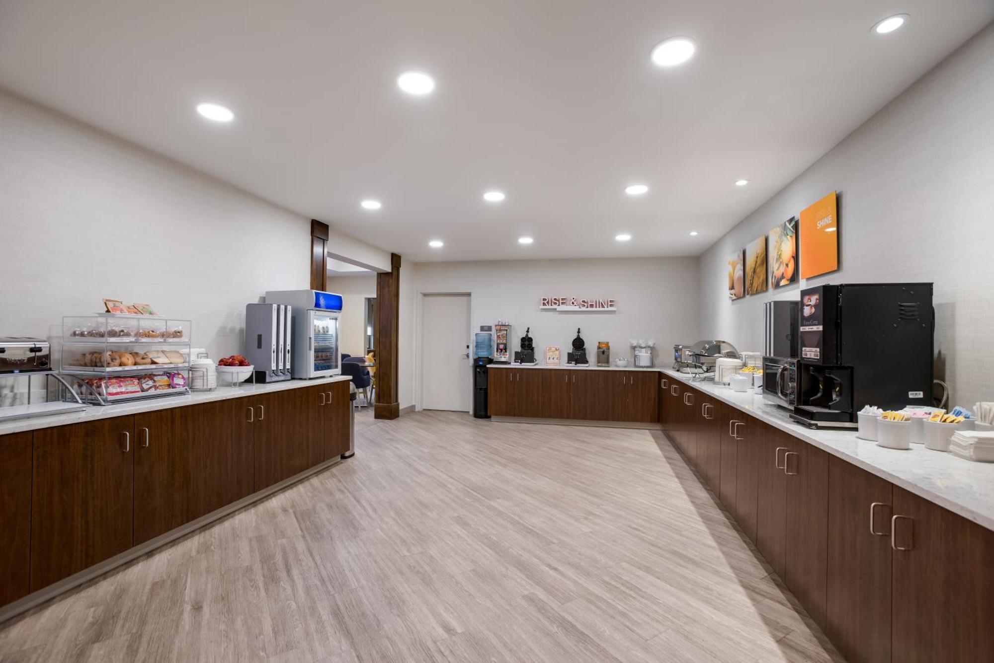 Comfort Inn & Suites 盖洛德 外观 照片